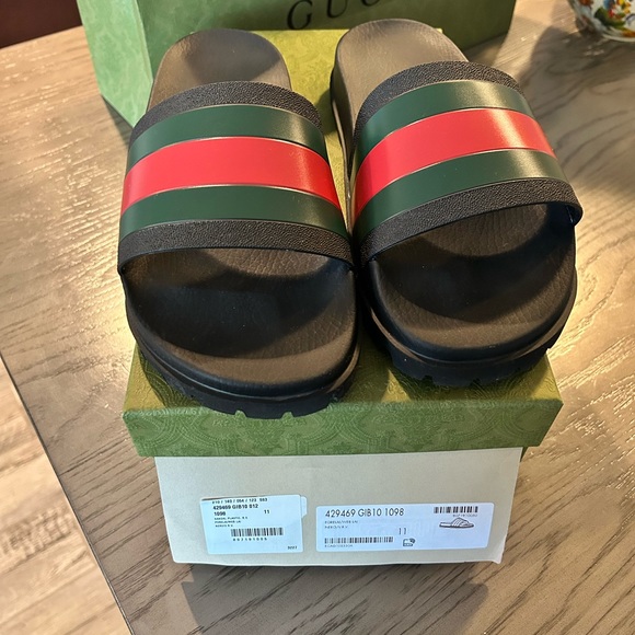 Brand New Gucci Slides- Men Size 11 main image 5